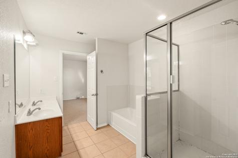 3734 Grissom Oaks San Antonio TX 78251