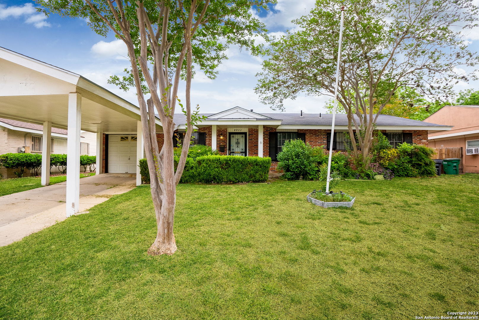 4866 Castle Shield San Antonio TX 78218
