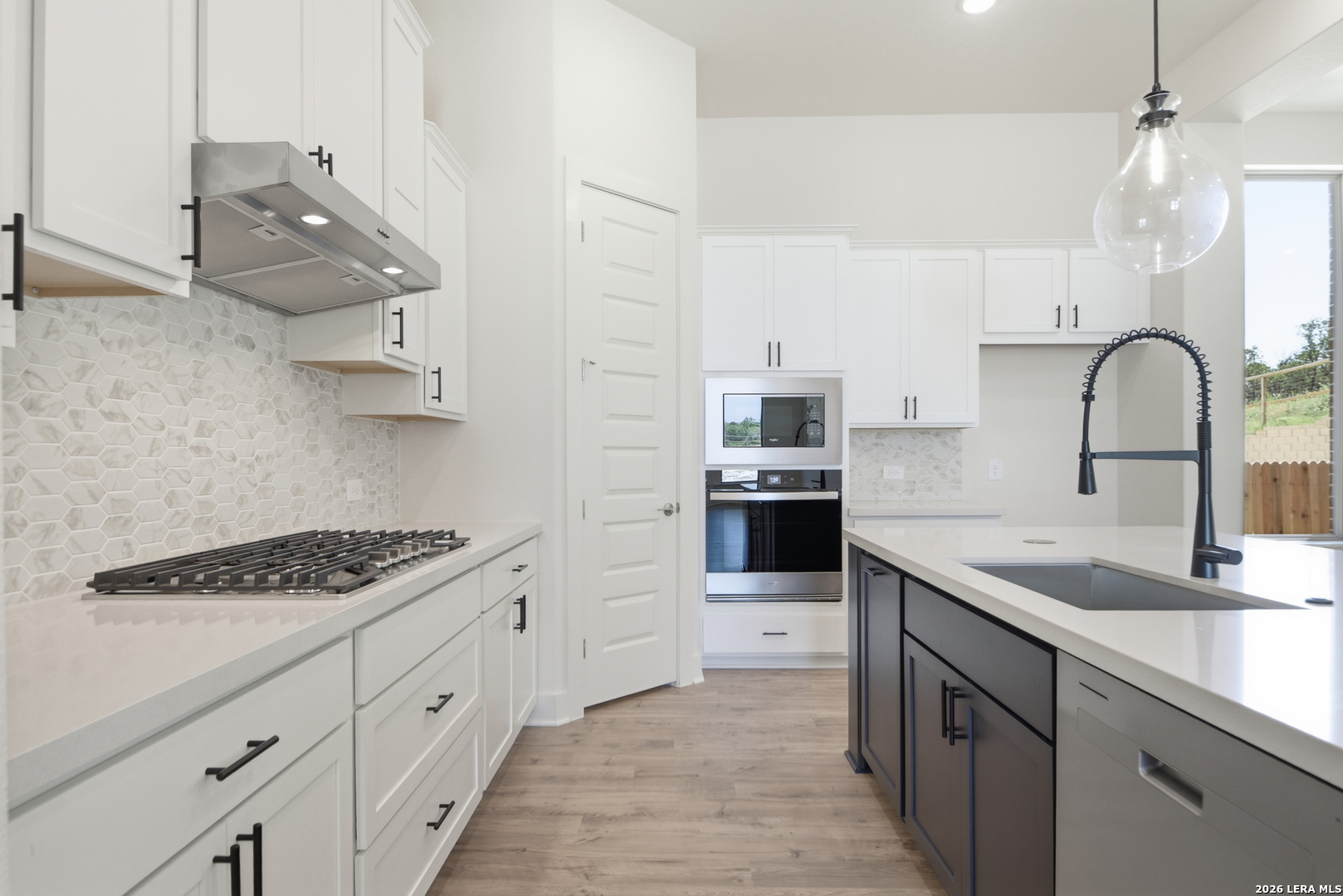2515 Ragged Rock San Antonio TX 78245