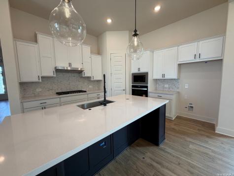 2515 Ragged Rock San Antonio TX 78245