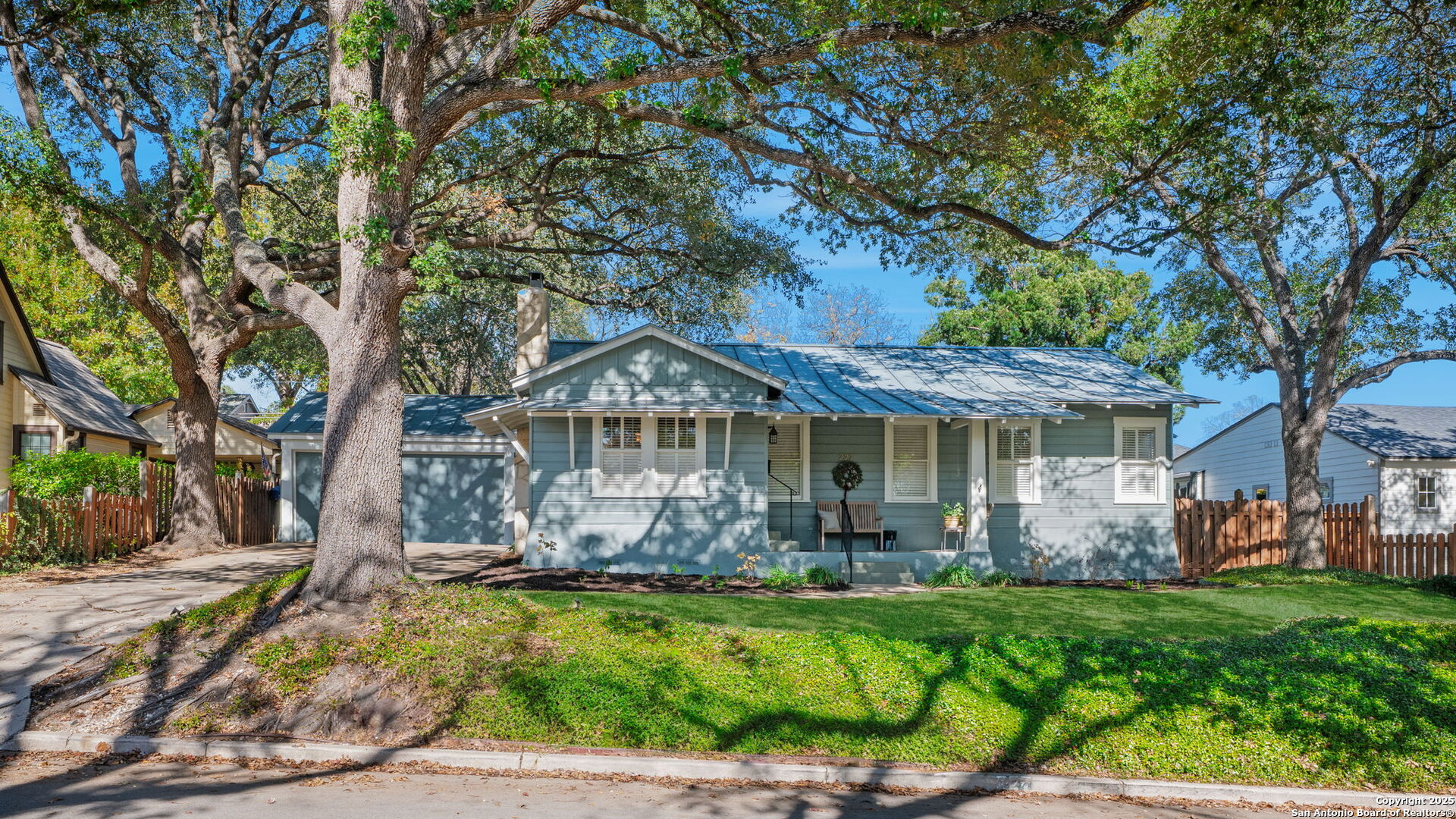 227 Halcyon Place Alamo Heights TX 78209