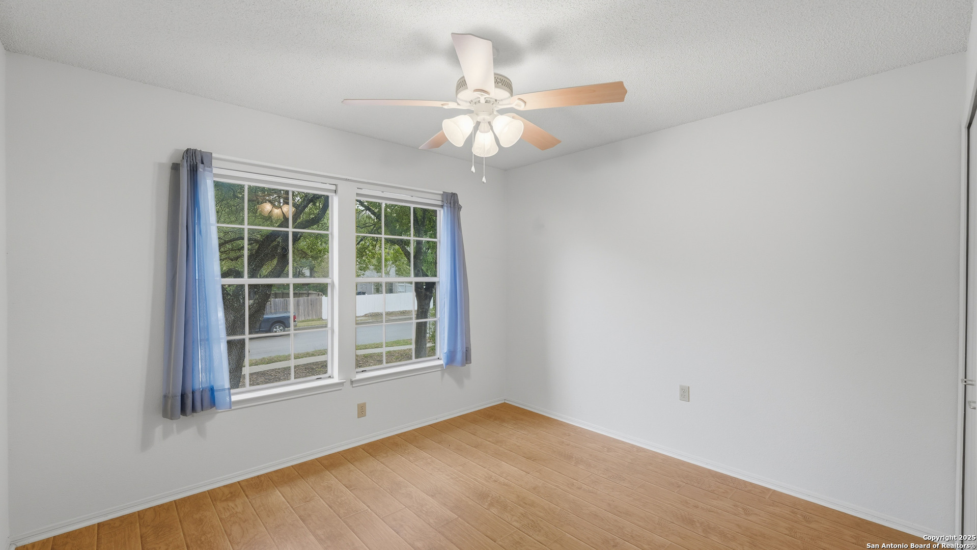 8603 Collingwood Universal City TX 78148