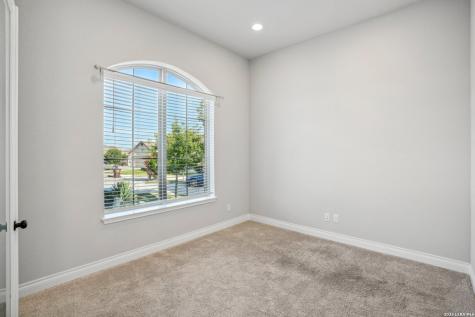 1222 Cadogan Squire San Antonio TX 78260