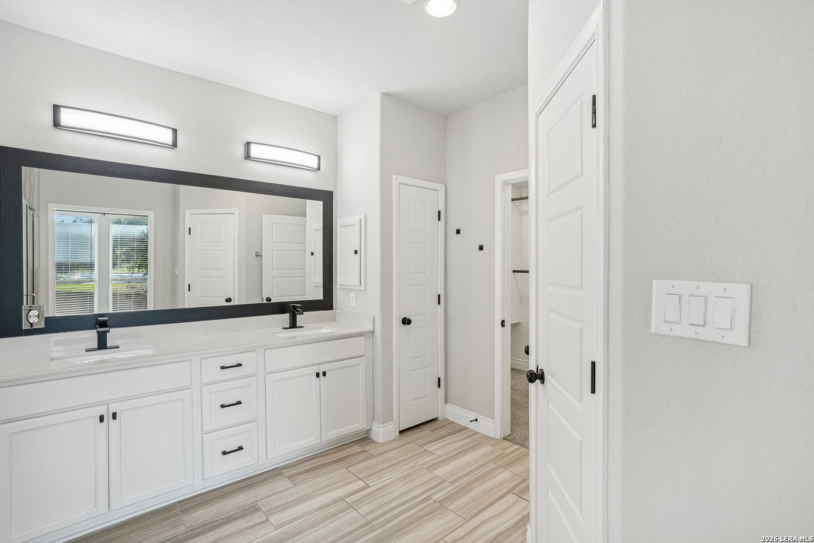 1222 Cadogan Squire San Antonio TX 78260