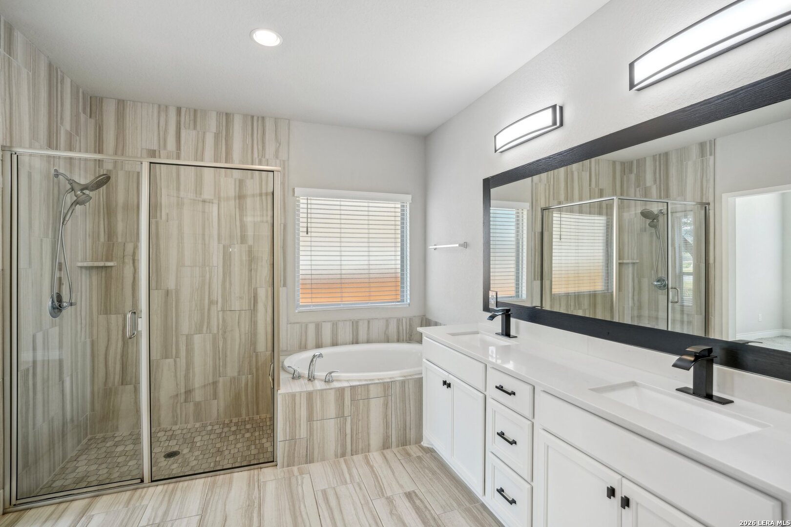 1222 Cadogan Squire San Antonio TX 78260
