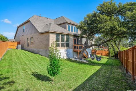 1222 Cadogan Squire San Antonio TX 78260