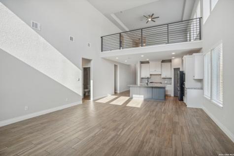 1222 Cadogan Squire San Antonio TX 78260