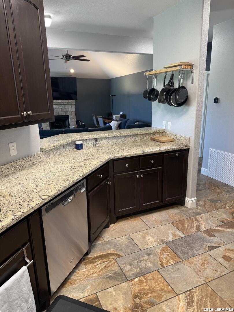 431 La Vista Drive Del Rio TX 78840