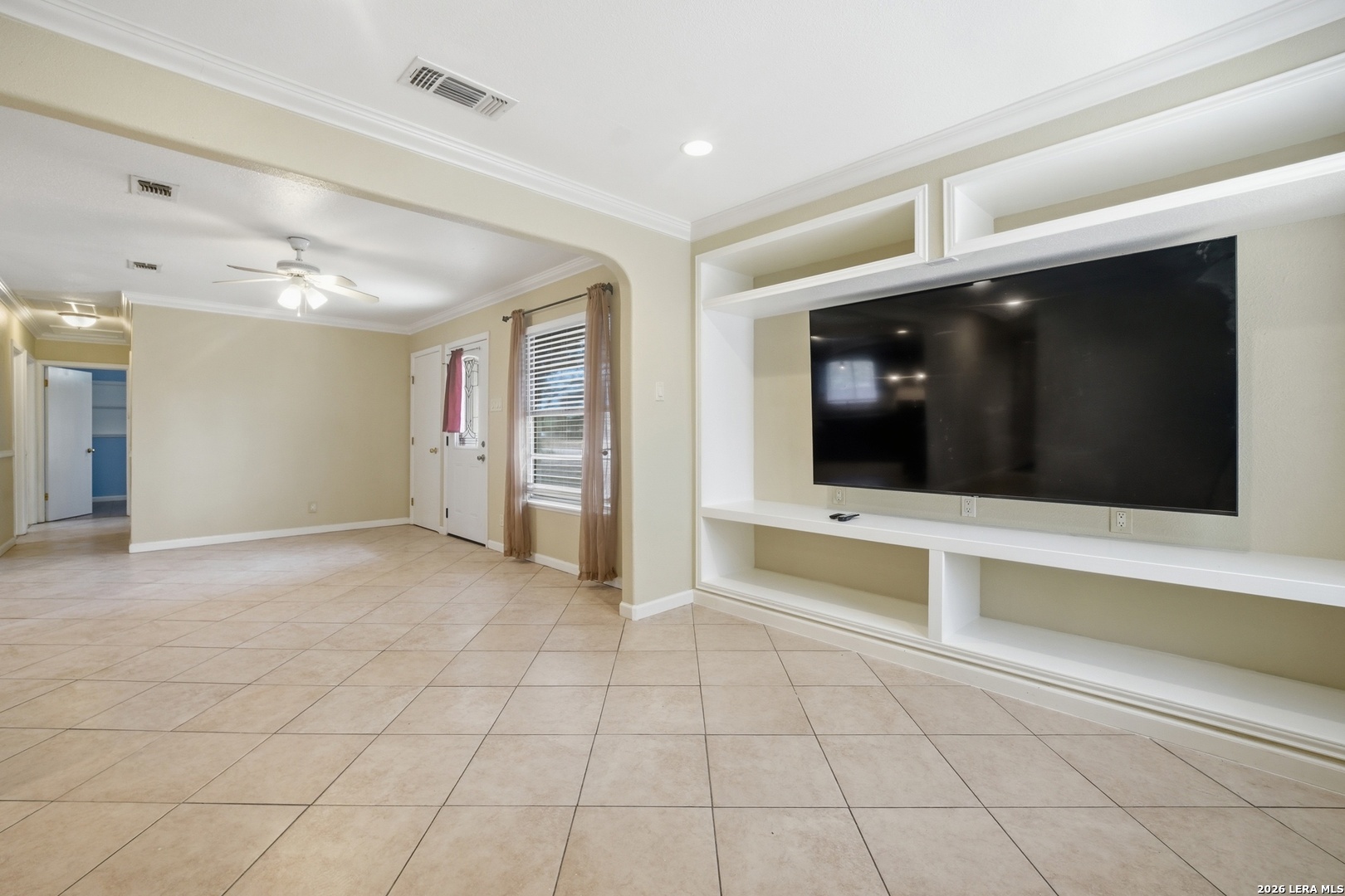 5911 Middlefield San Antonio TX 78242