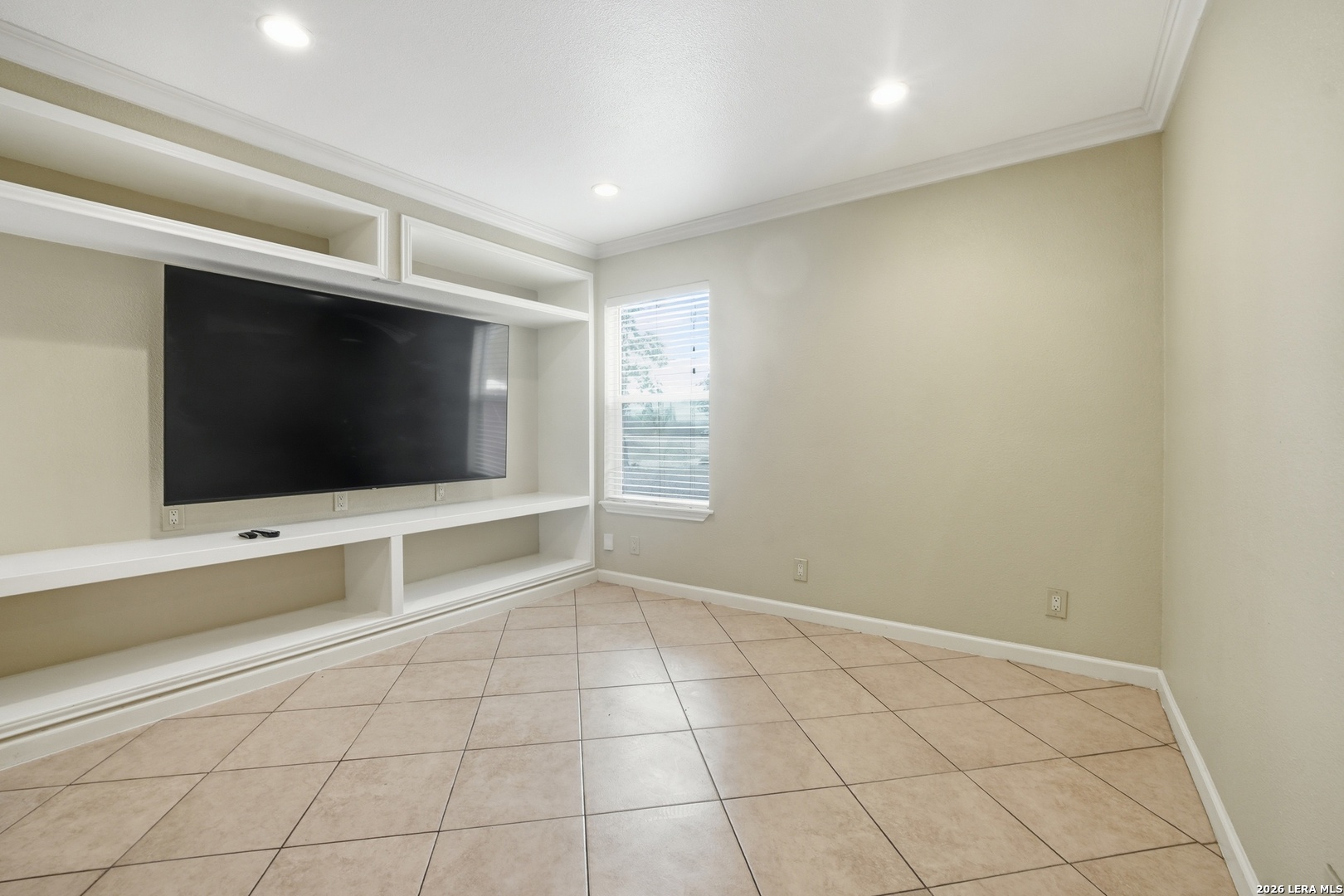 5911 Middlefield San Antonio TX 78242
