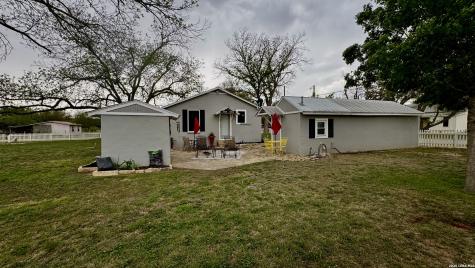 1615 Lorenzo Street Castroville TX 78009