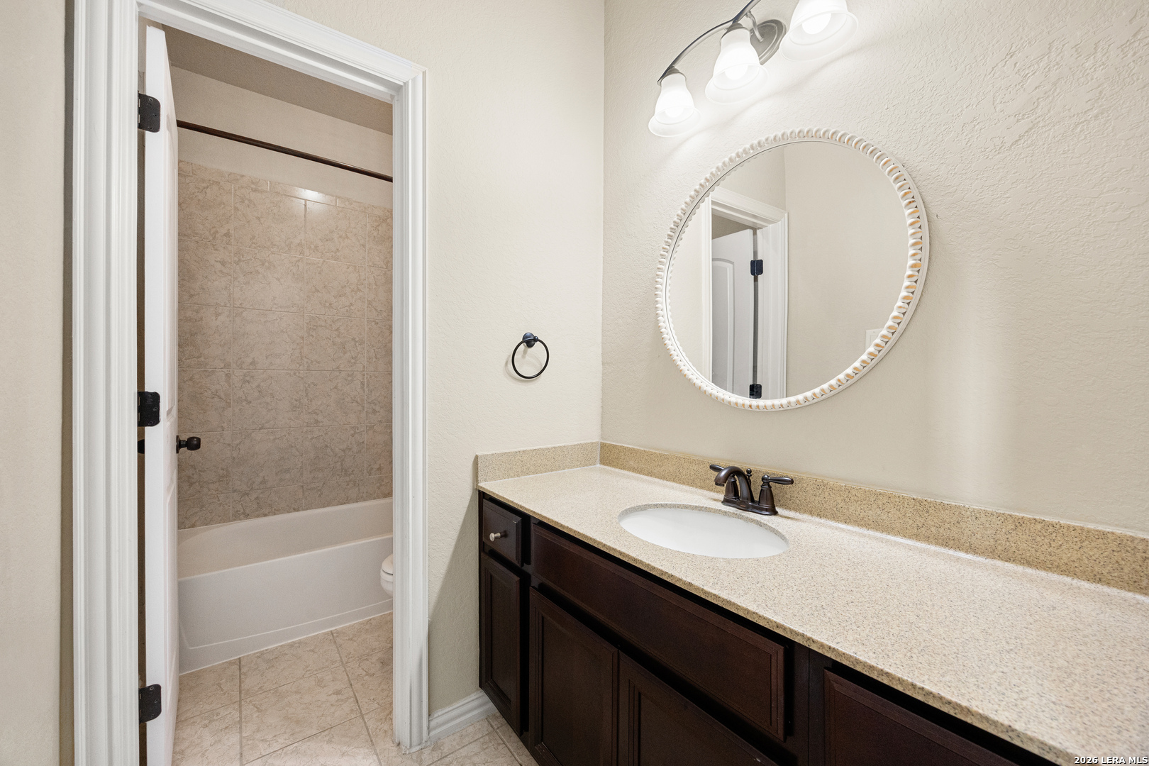 24727 Rising Hill San Antonio TX 78260