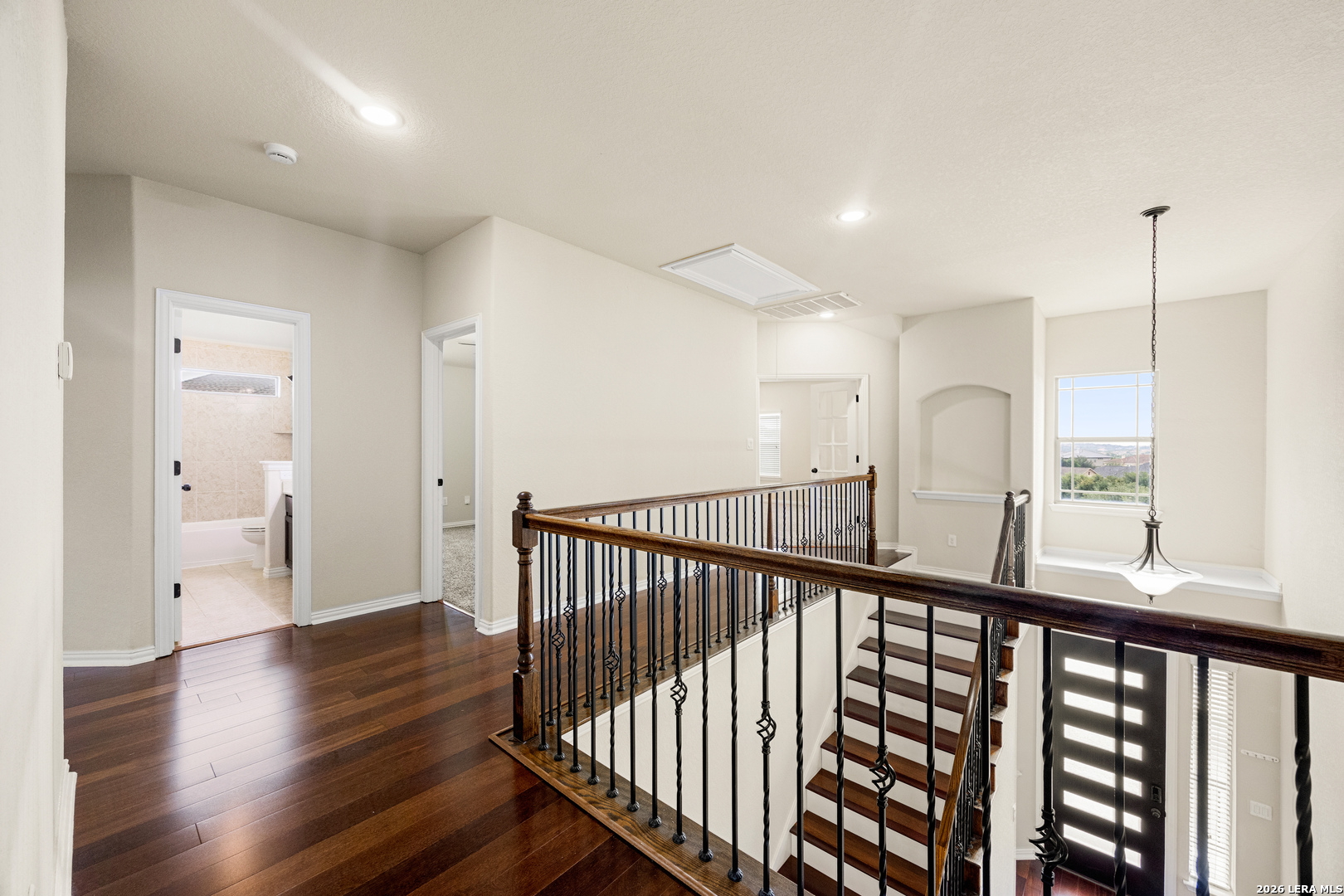 24727 Rising Hill San Antonio TX 78260
