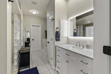 771 Hillje Kingsbury TX 78638
