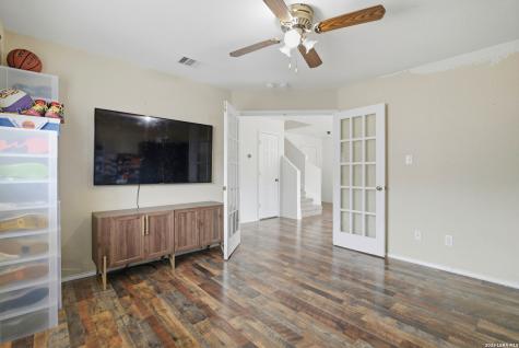 10102 Southern Sun San Antonio TX 78245
