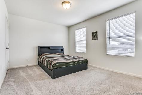 5323 Flying Hooves San Antonio TX 78222