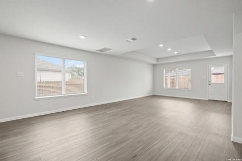 10511 Eddleman Cove San Antonio TX 78252