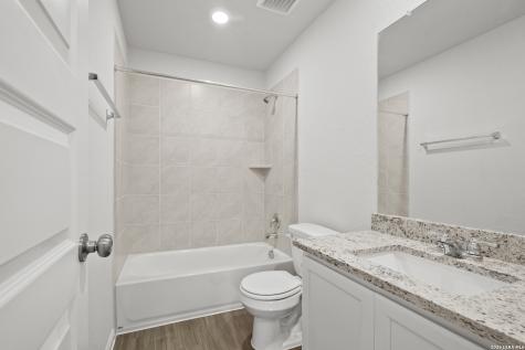 10511 Eddleman Cove San Antonio TX 78252