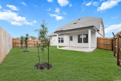 10511 Eddleman Cove San Antonio TX 78252