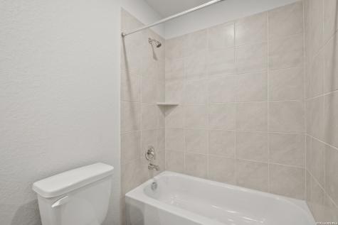 10511 Eddleman Cove San Antonio TX 78252