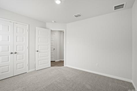10511 Eddleman Cove San Antonio TX 78252
