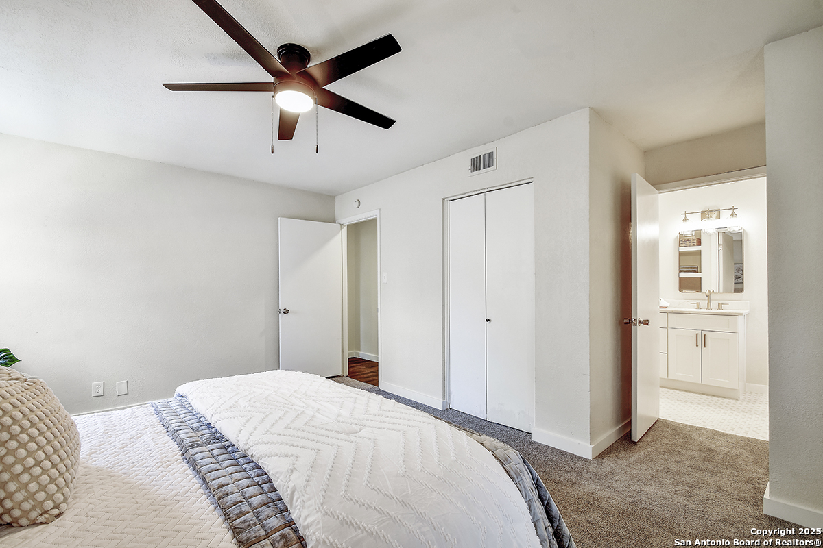 1022 Mount Eden Drive San Antonio TX 78213