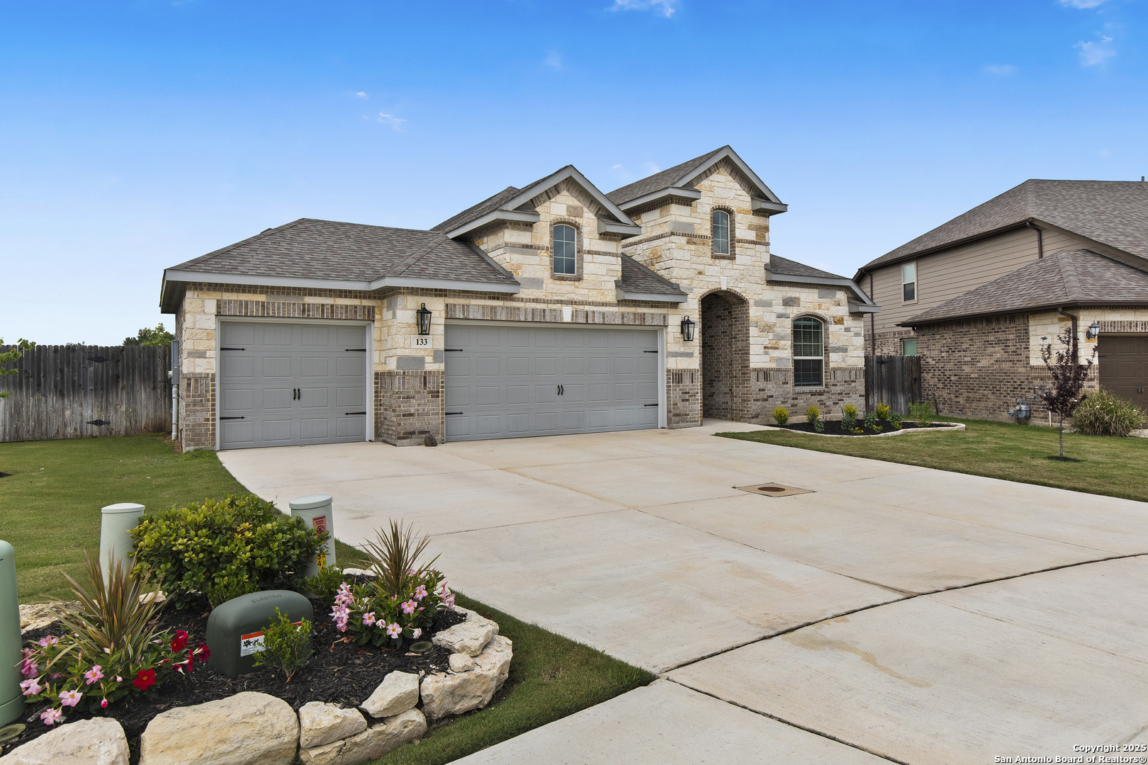 133 Edinburgh Boerne TX 78015