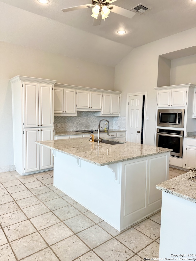 759 Sweetbrush San Antonio TX 78258