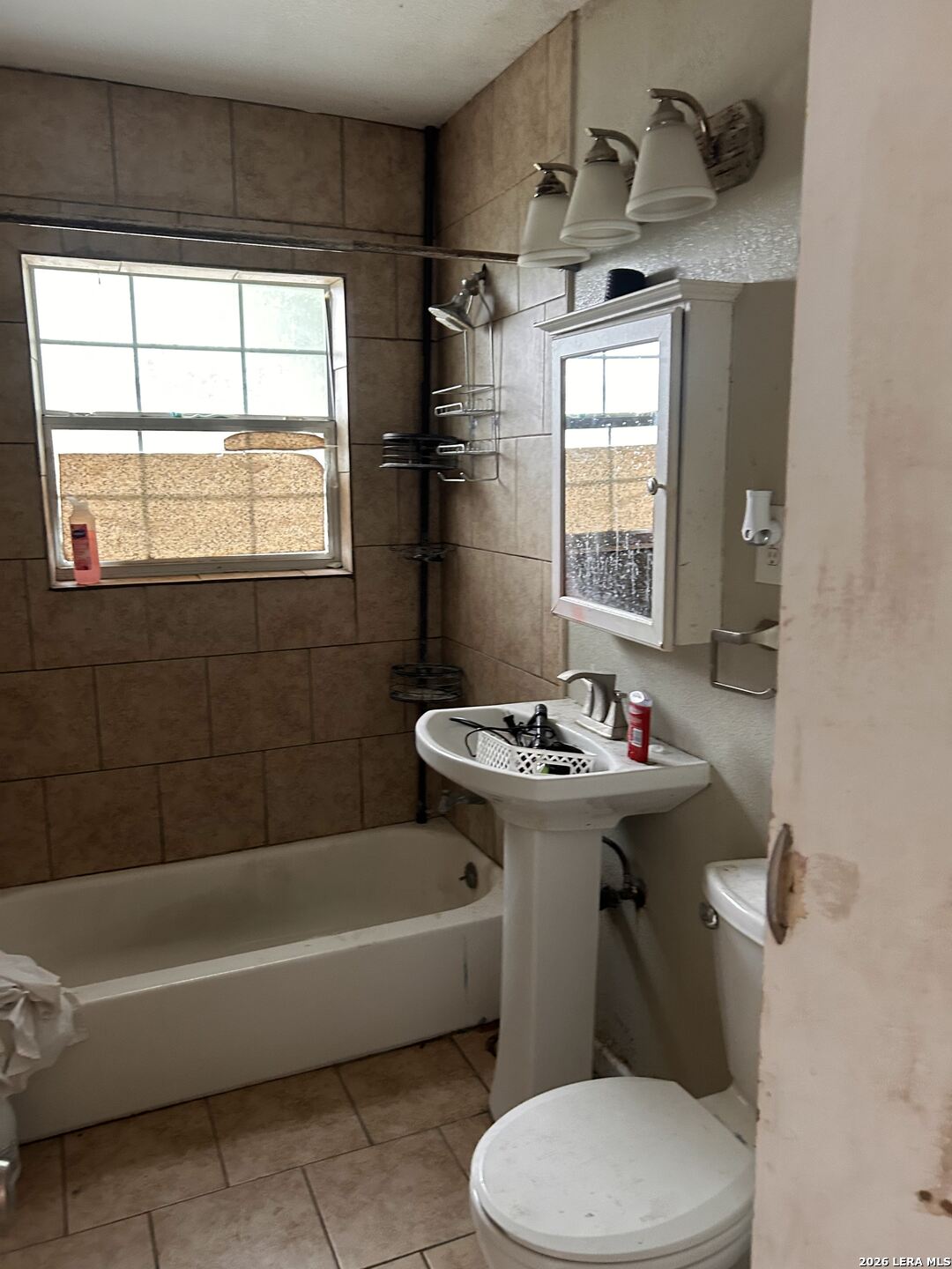 154 E Hutchins San Antonio TX 78221