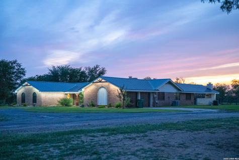 580 Fm 1332 Jourdanton TX 78026