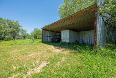 580 Fm 1332 Jourdanton TX 78026