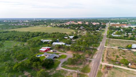 580 Fm 1332 Jourdanton TX 78026