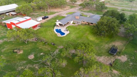 580 Fm 1332 Jourdanton TX 78026