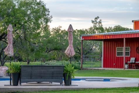 580 Fm 1332 Jourdanton TX 78026