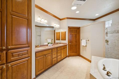 85 Rio Colorado Boerne TX 78006