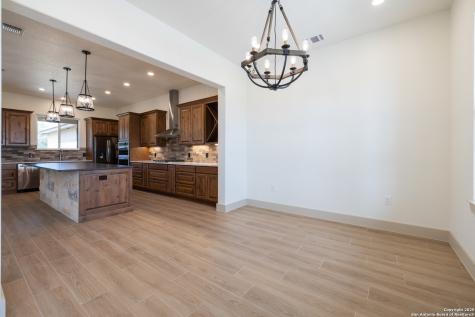 811 Horseshoe Falls Bandera TX 78003