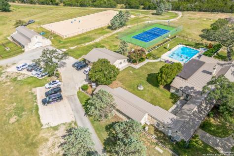 811 Horseshoe Falls Bandera TX 78003