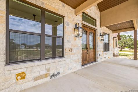 811 Horseshoe Falls Bandera TX 78003