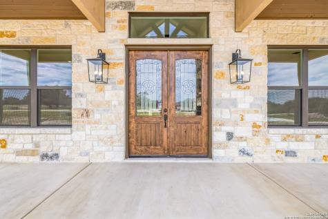 811 Horseshoe Falls Bandera TX 78003