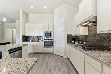 120 Escalera Circle Boerne TX 78006