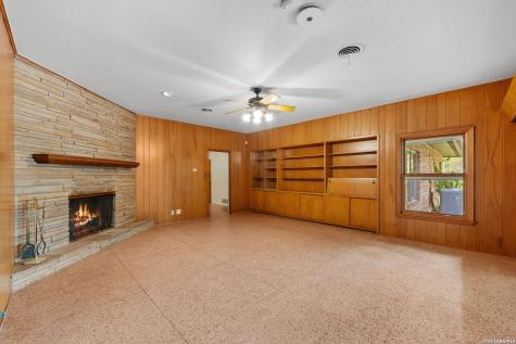 334 W Lynwood San Antonio TX 78212