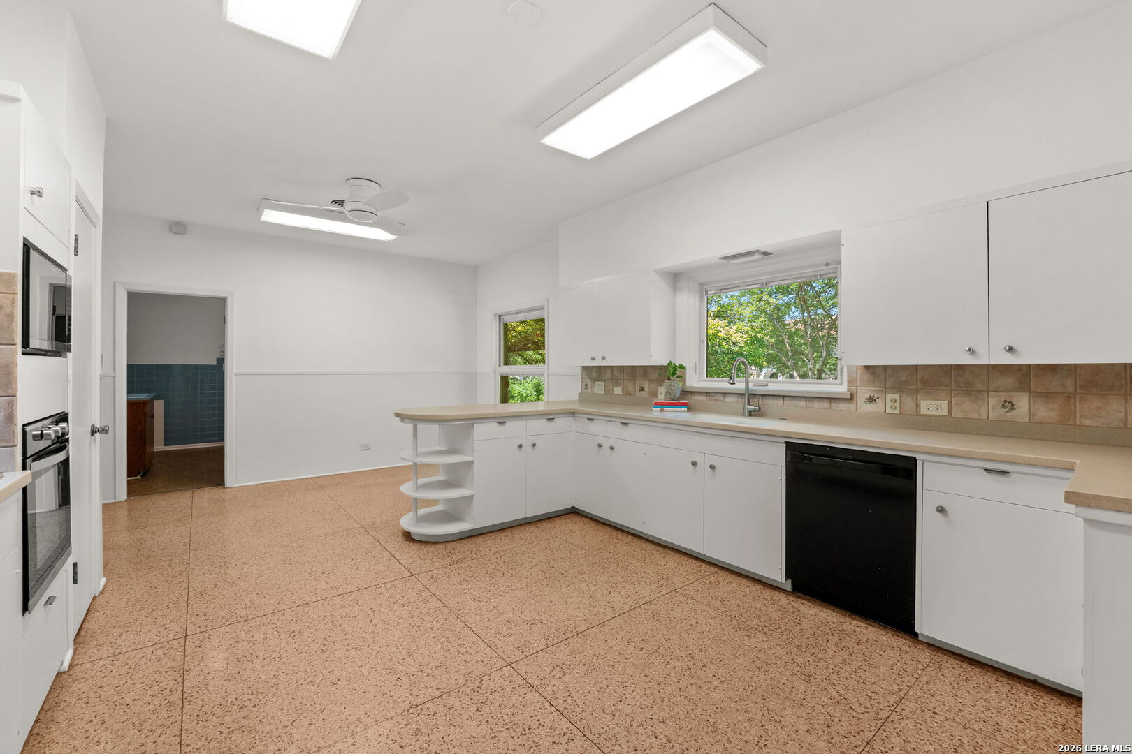 334 W Lynwood San Antonio TX 78212