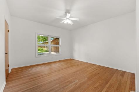 334 W Lynwood San Antonio TX 78212