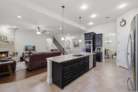24511 Merlot Way San Antonio TX 78260