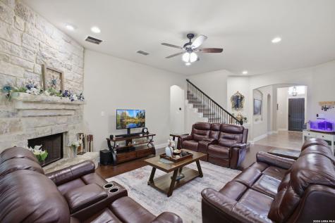 24511 Merlot Way San Antonio TX 78260