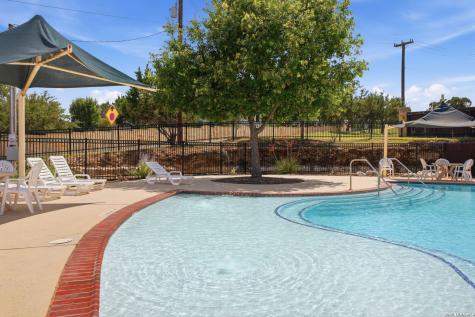 24511 Merlot Way San Antonio TX 78260