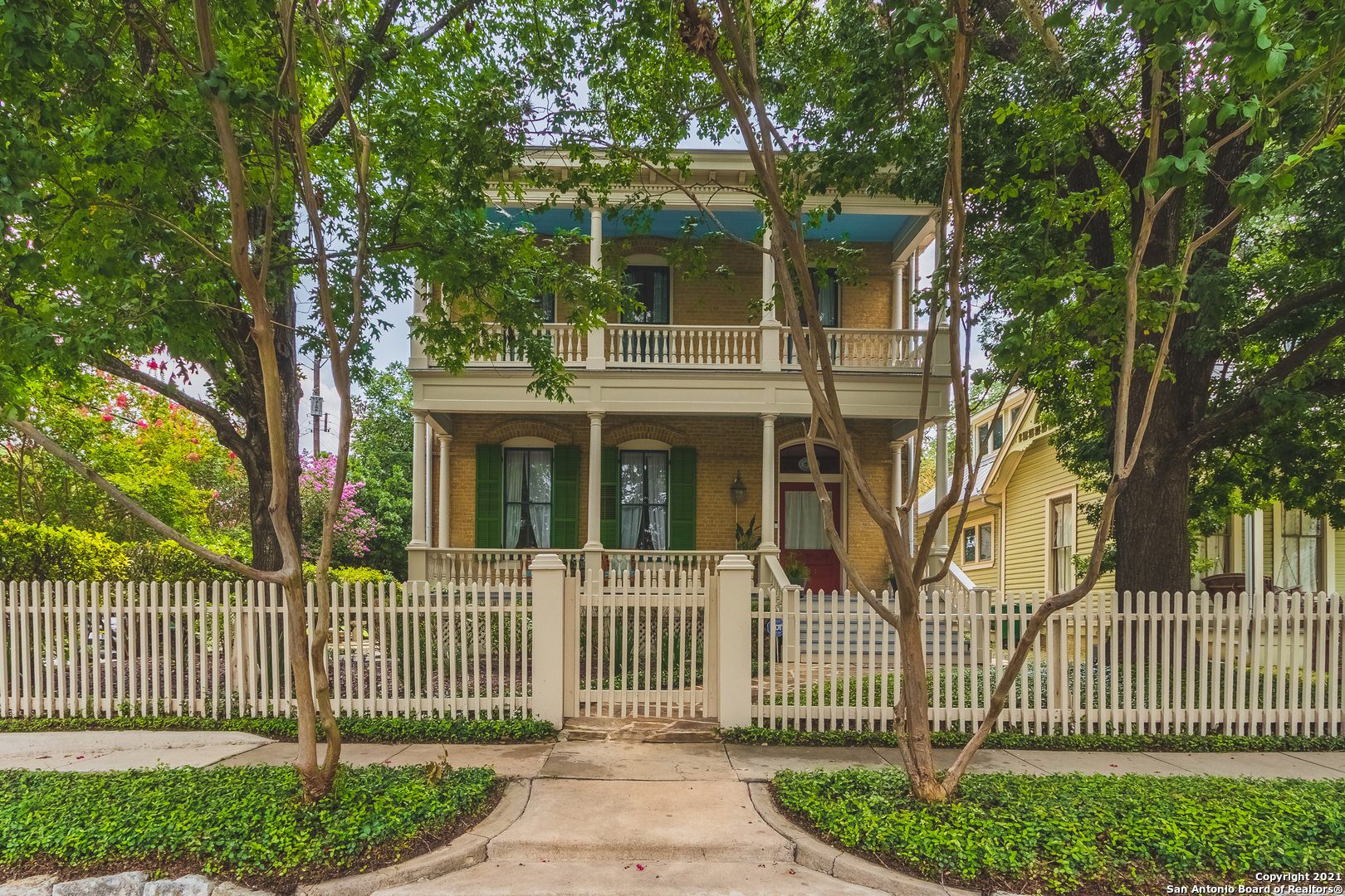 231 Adams Street San Antonio TX 78210