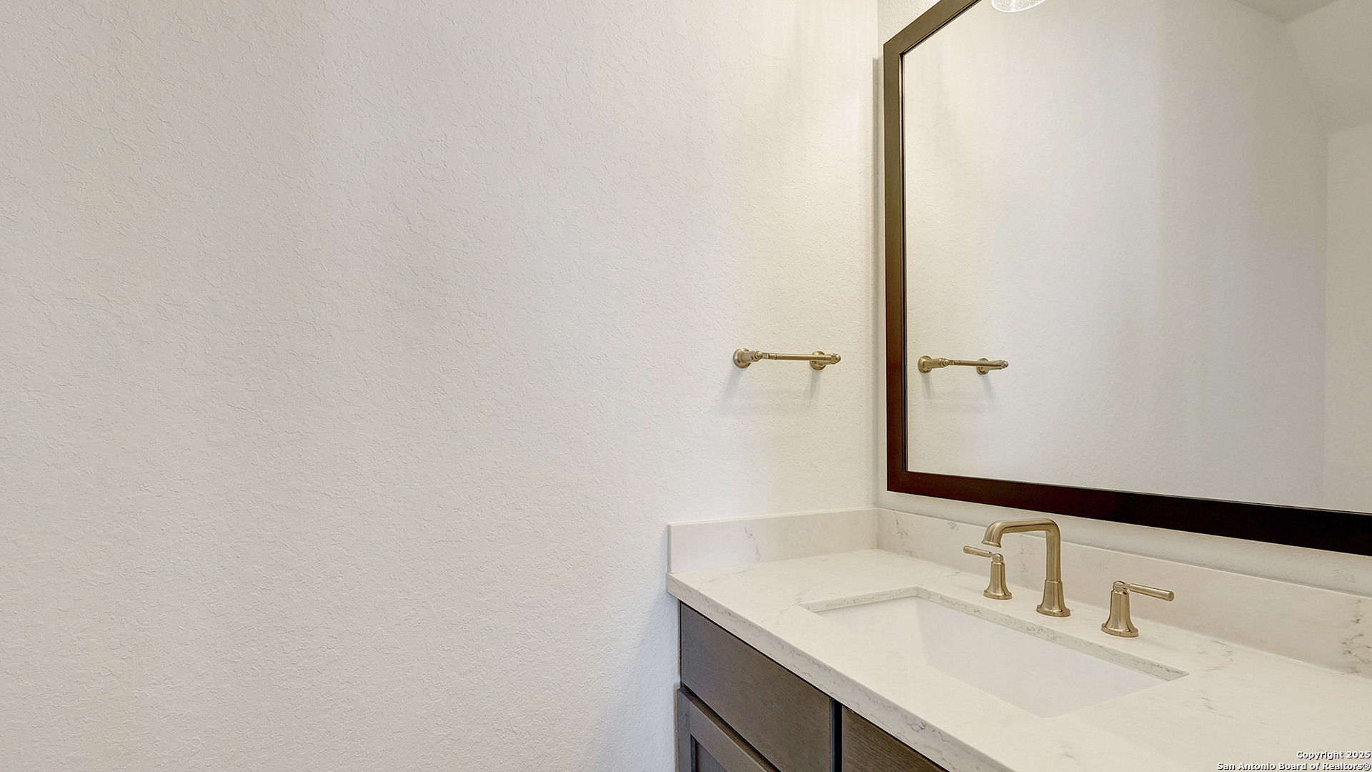 309 Brave Company Boerne TX 78006