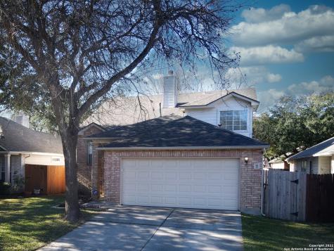 11 Pembroke Lane San Antonio TX 78240