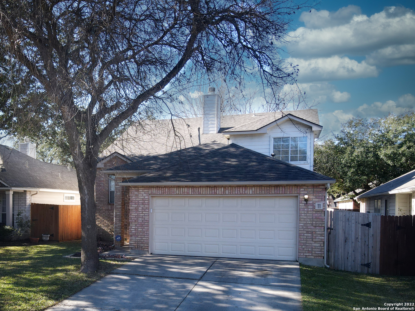 11 Pembroke Lane San Antonio TX 78240